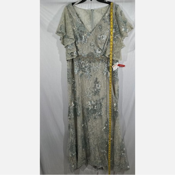 NEW $698 Mac‎ Duggal [ 20 ] Sleeve Flutter Floral Embellished Gown Seafoam - Picture 6 of 15
